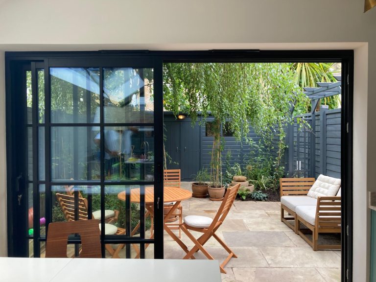 Amanda garden from kitchen 768x576